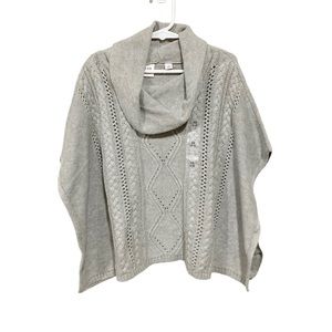 NWT Gap poncho